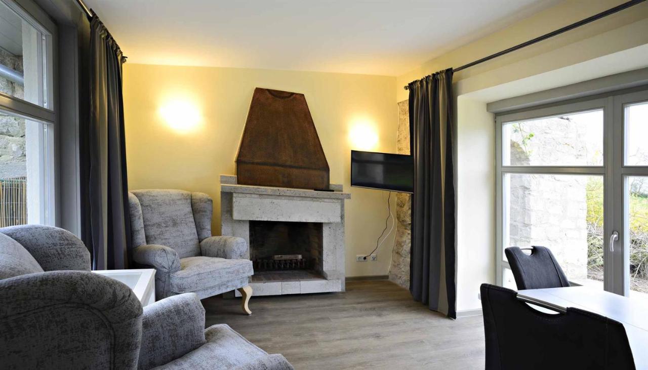 Hotel Und Restaurant Rittergut Kreipitzsch 萨勒河畔瑙姆堡 外观 照片