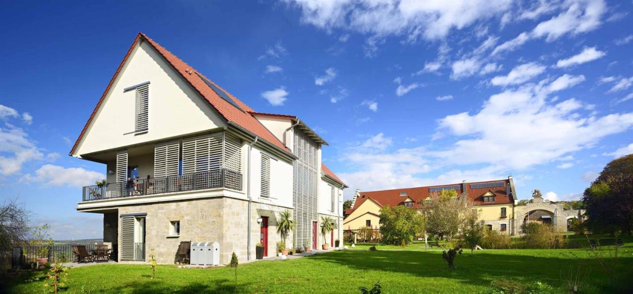 Hotel Und Restaurant Rittergut Kreipitzsch 萨勒河畔瑙姆堡 外观 照片